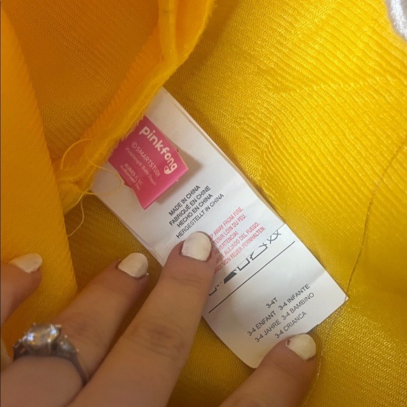 Baby Shark 3/4T Kids Yellow Fish Costume - Picture 2 of 2